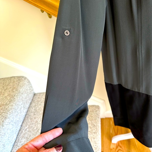 Eileen Fisher gray and black tunic dress with buttons, pockets. Size medium. - Picture 3 of 7